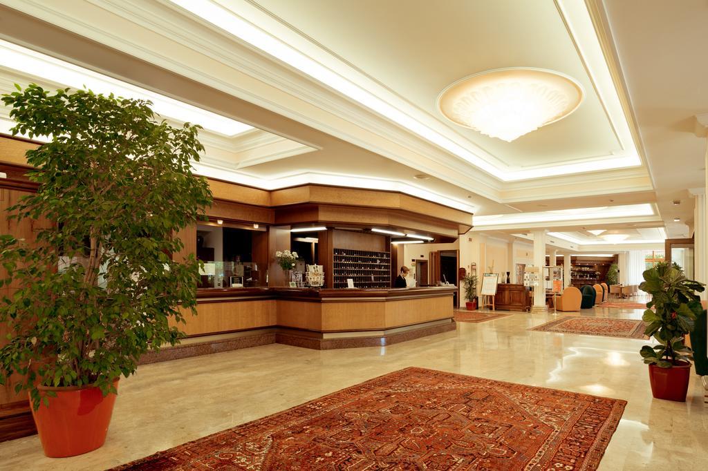 Hotel Terme Antoniano 몬테그로또테르메 외부 사진