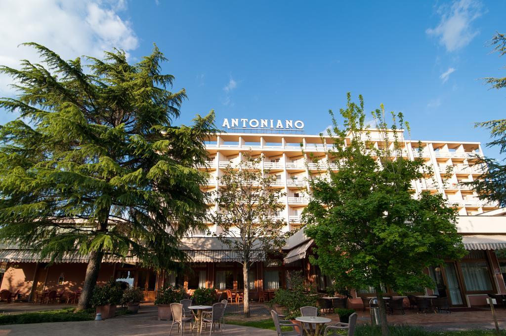 Hotel Terme Antoniano 몬테그로또테르메 외부 사진