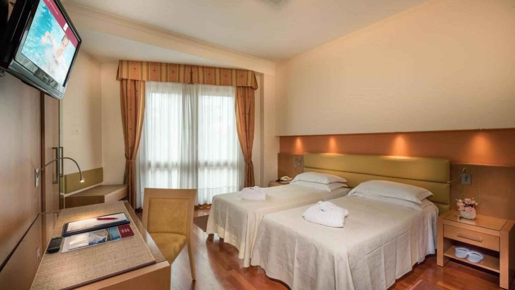Hotel Terme Antoniano 몬테그로또테르메 외부 사진