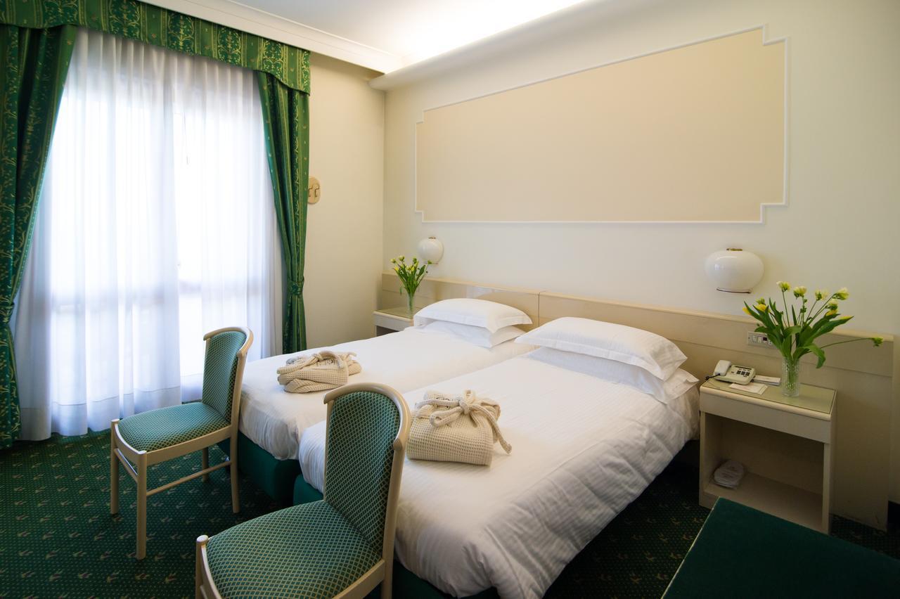 Hotel Terme Antoniano 몬테그로또테르메 외부 사진